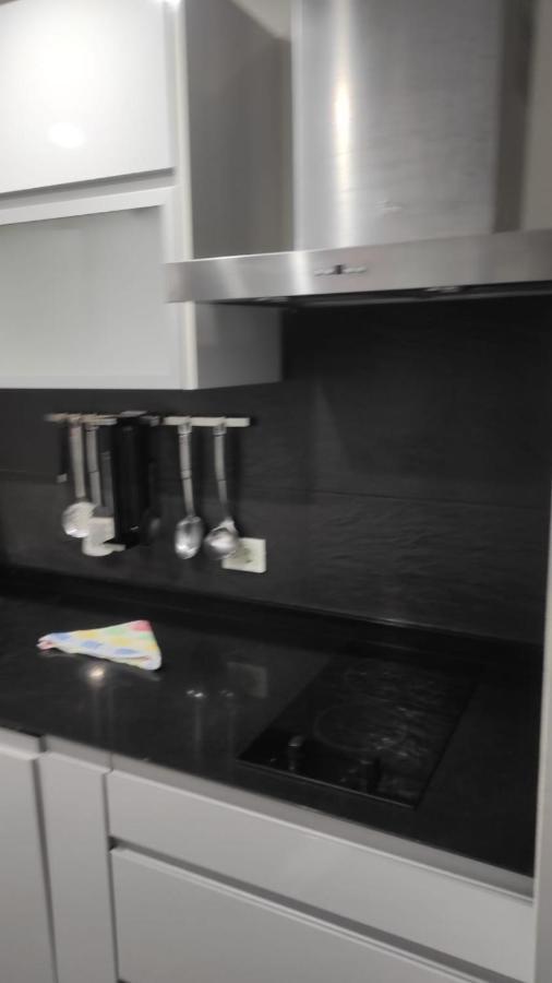 Luxury Apartment Аринага Екстериор снимка