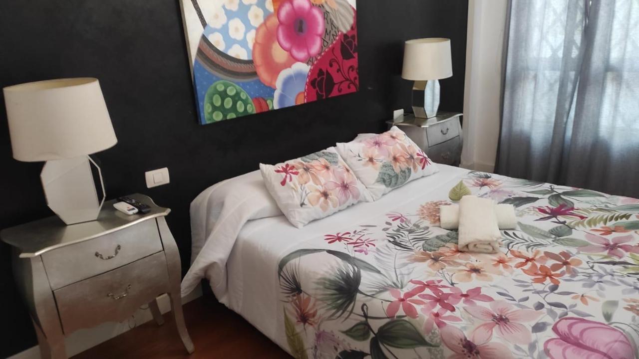 Luxury Apartment Аринага Екстериор снимка